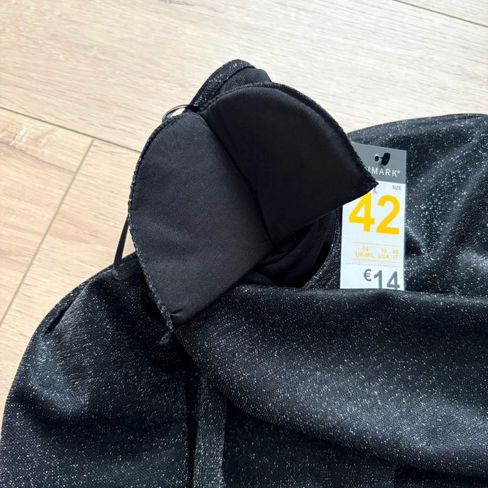 Robe noire pailletée Primark T42 – jamais portée - photo numéro 6