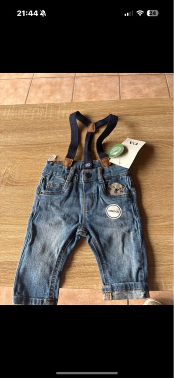Pantalon avec bretelles