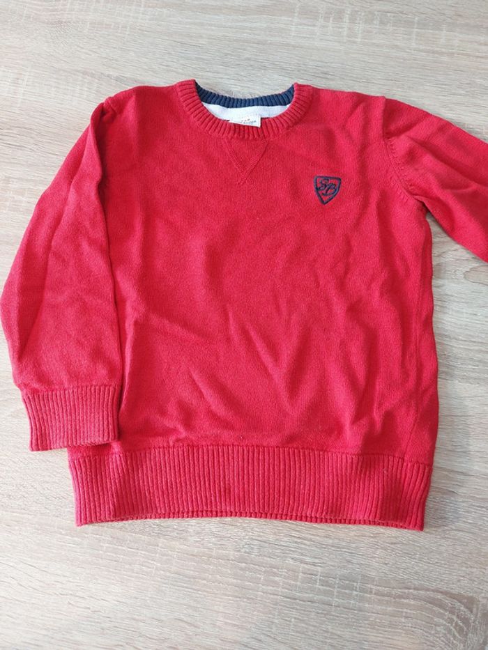 Pull rouge - photo numéro 2