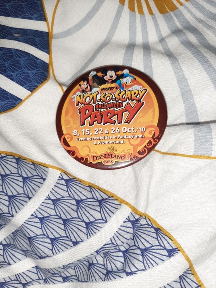 Badge disney halloween