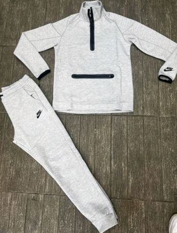 Ensemble Nike