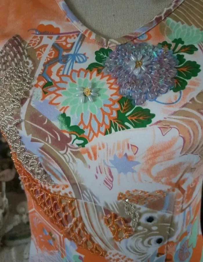 T-shirt multicolore perles et sequins Twenty Twenty Taille M Neuf - photo numéro 4