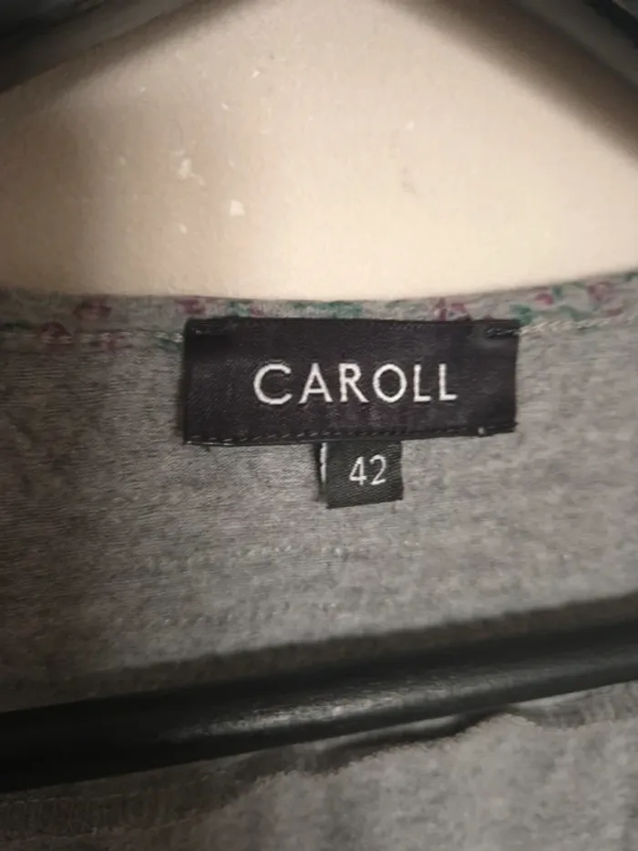 T-shirt caroll taille 42 - photo numéro 2