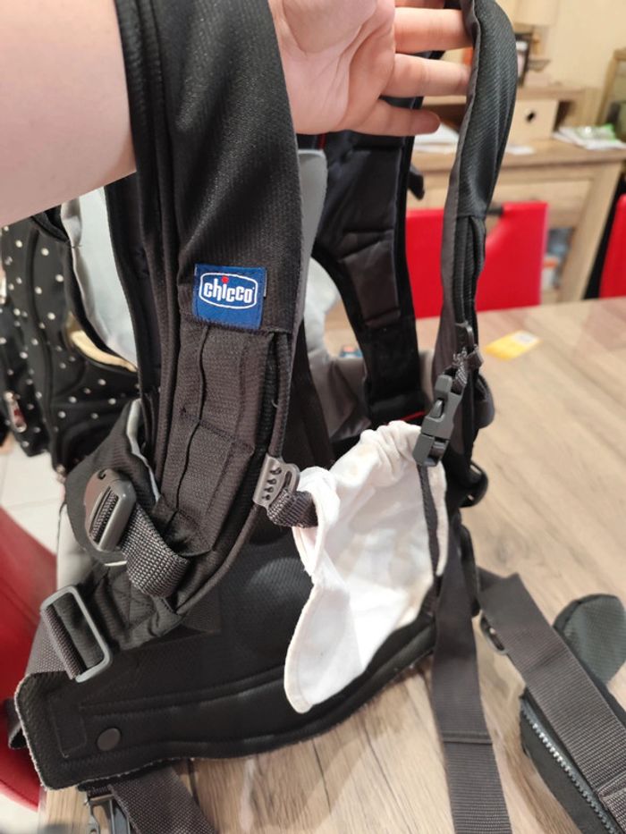 Porte bebe physiologique - photo numéro 2