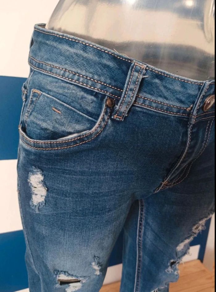 Jean effet destroy SD Jean femme taille 42 - photo numéro 2