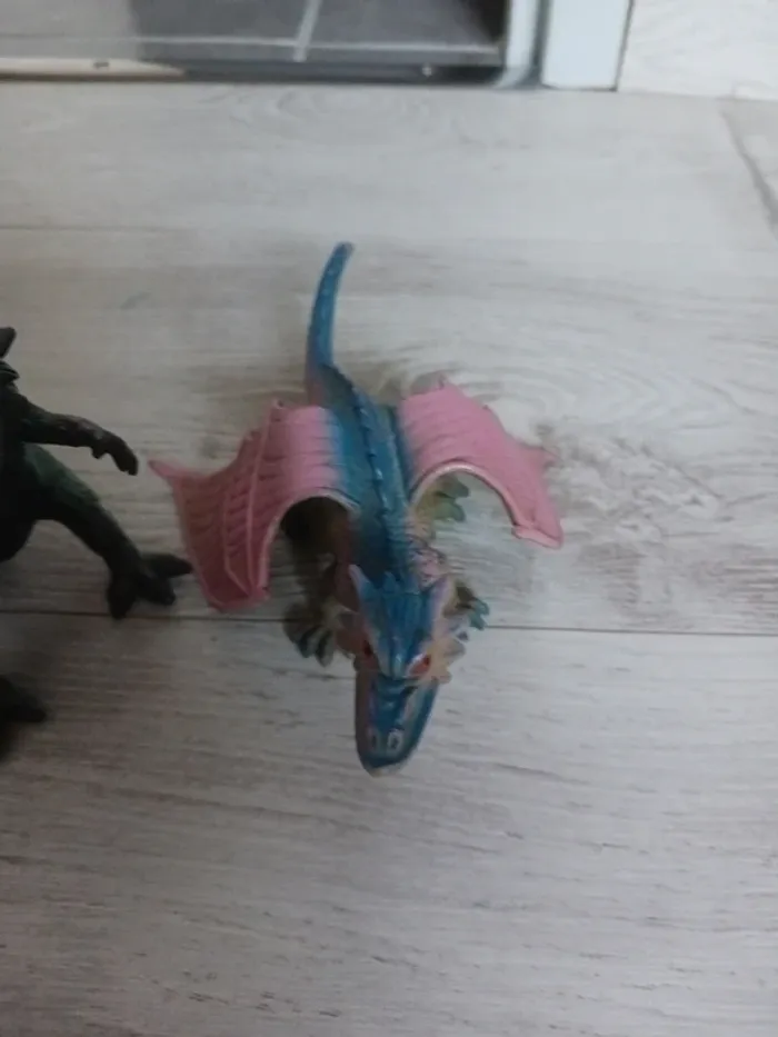 Lot de deux dragons - photo numéro 3