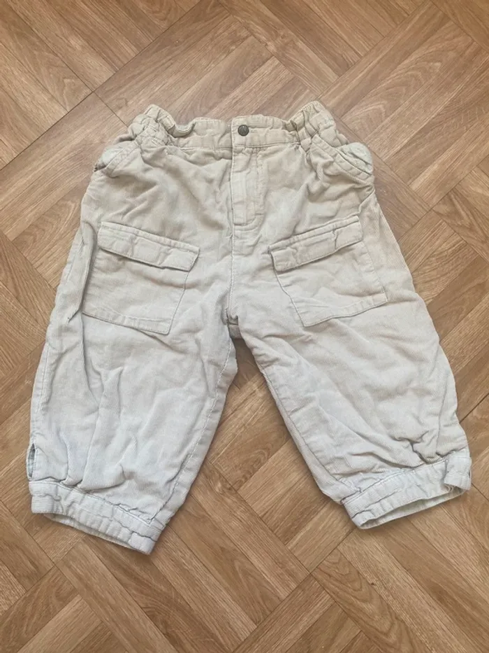 Pantalon cargo en velours côtelé beige vintage taille 24 mois Cyrillus