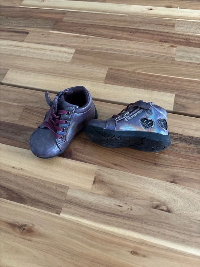 Chaussures violettes métallisées