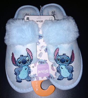 Chaussons Stitch neufs avec étiquette