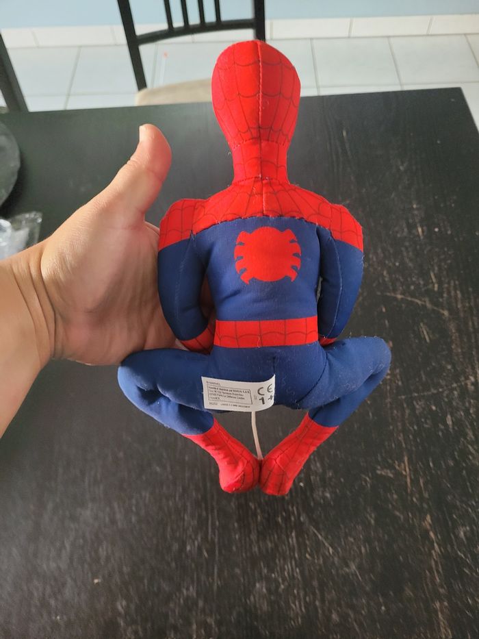 Peluche spider-man - photo numéro 2