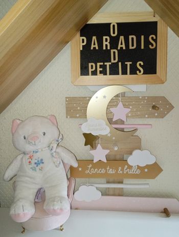Peluche chat fleuri pommette 