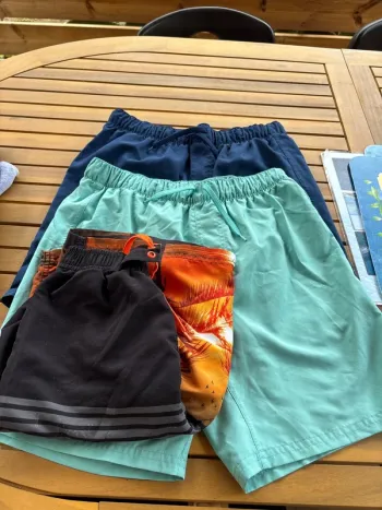 Lot de 3 shorts de bain