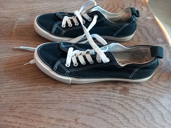 Chaussures en toile femme taille 39 Achat occasion Baskets