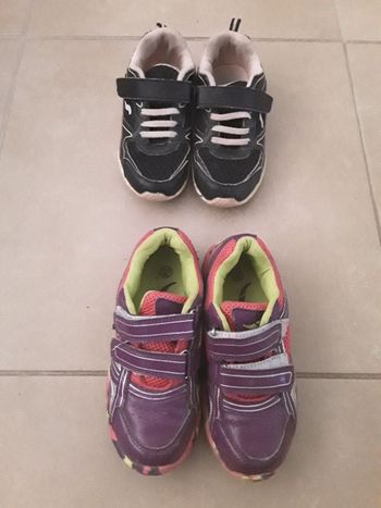 Lot 2 paires chaussures de sport baskets fille 32 TBE