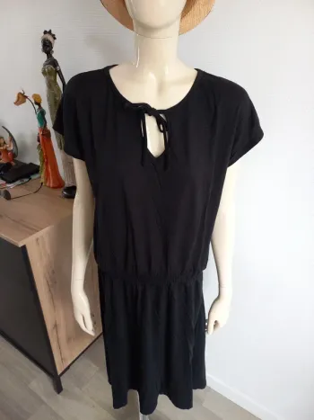 Robe noir