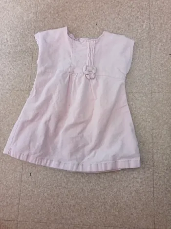 Une robe velours 9 mois