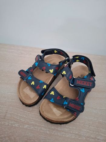 Sandales