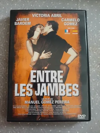 Entre les jambes