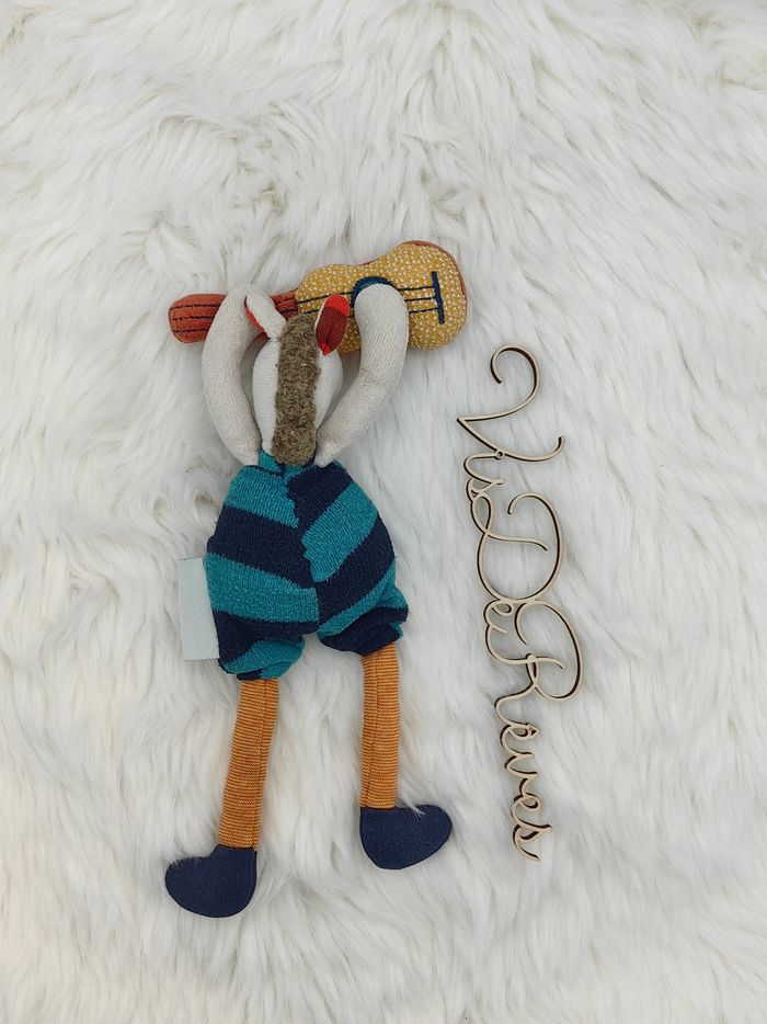 Mini doudou peluche hochet Zadig
Cheval Moulin roty Les Zig et Zag guitare - photo numéro 5
