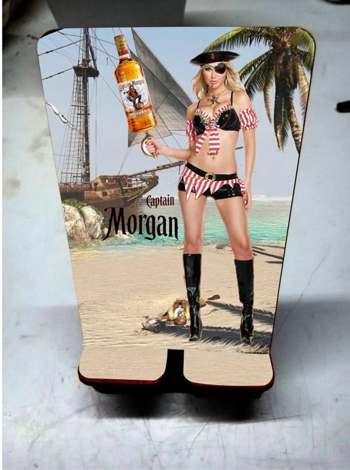 support téléphone motif captain morgan neuf