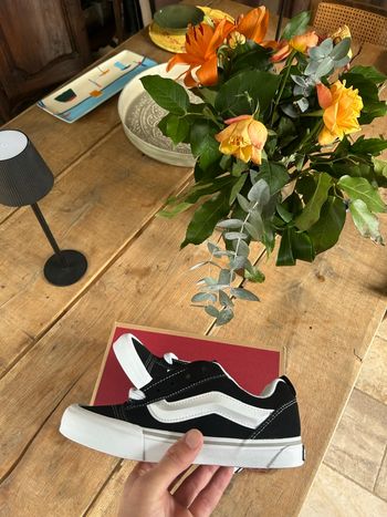 Vans Knu Skool noir et blanc