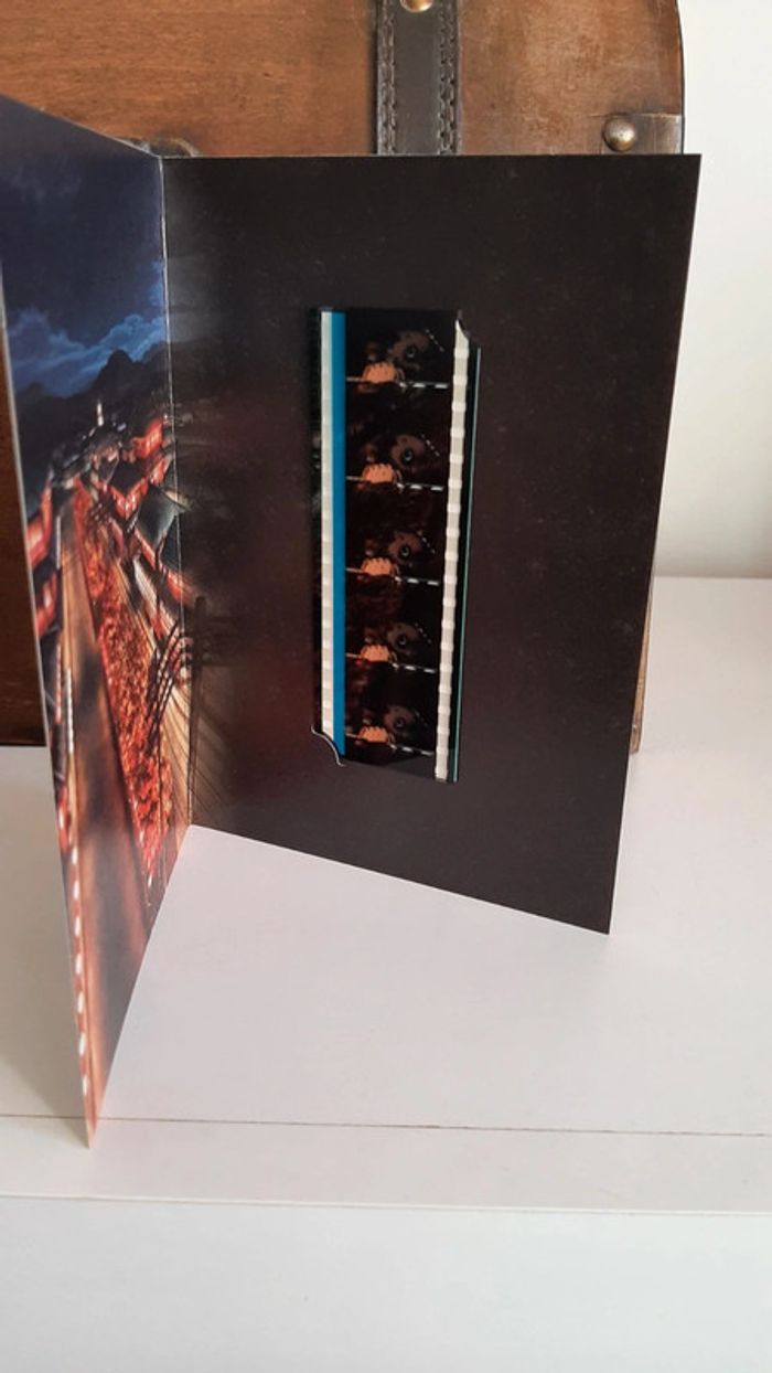 Pellicule Demon Slayer Inosuke manga - photo numéro 2