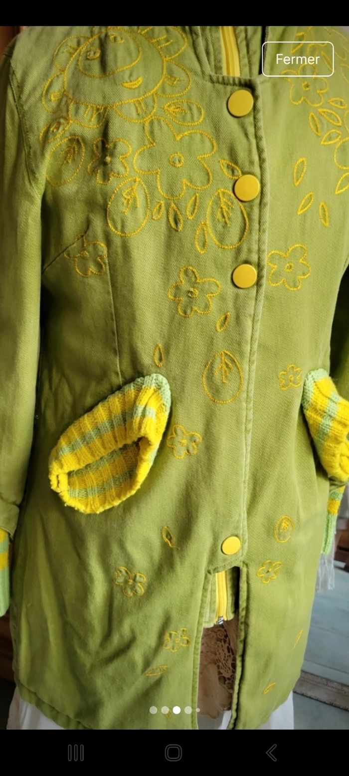 Manteau très original vert/jaune - photo numéro 3