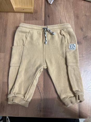 Jogging taille 9 mois