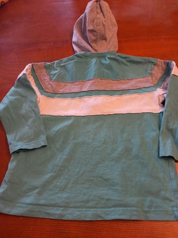 Tee-shirt manches longues avec capuche - photo numéro 5