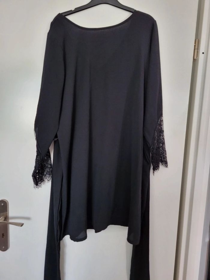 Robe taille 38/40 - photo numéro 2
