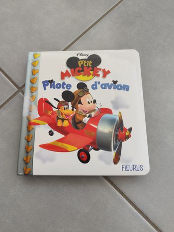 Livre P'tit Mickey Pilote d'avion 