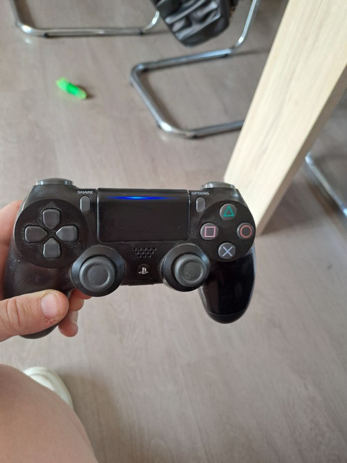 Vend ps4 250go - photo numéro 5