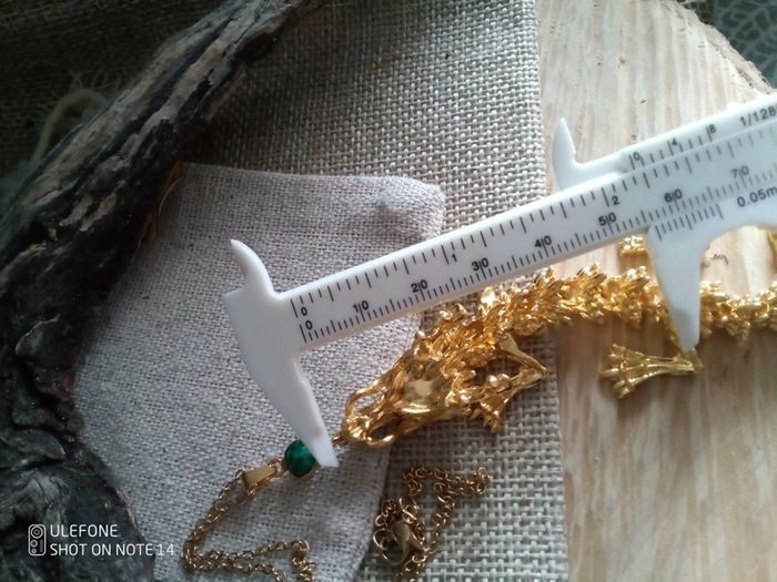 Collier émeraude et dragon porté bonheur - photo numéro 3
