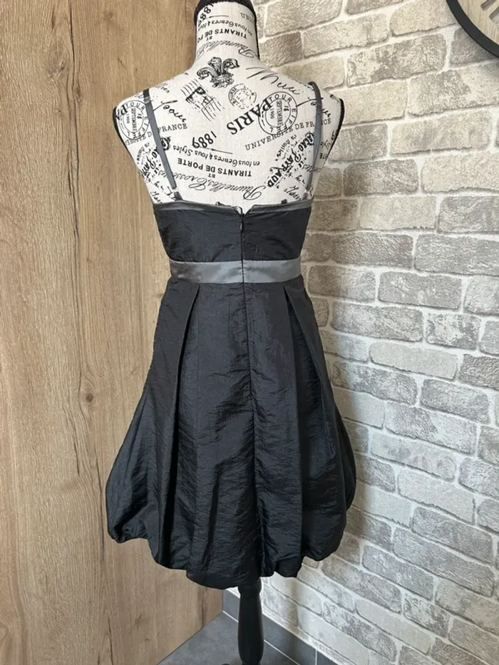 Robe de cocktail taille 38 - photo numéro 4