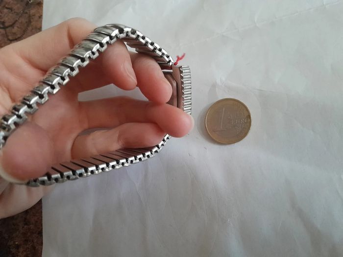 Magnifique montre bracelet extensible neuve vintage - photo numéro 3