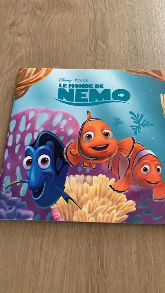 Lot 2 livres Disney - photo numéro 2