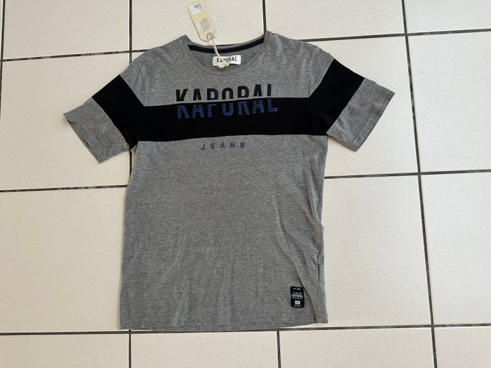 tee shirt gris/noir Kaporal taille 16 ans NEUF avec étiquette - photo numéro 4