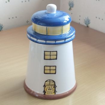 Pot ou poubelle de table phare