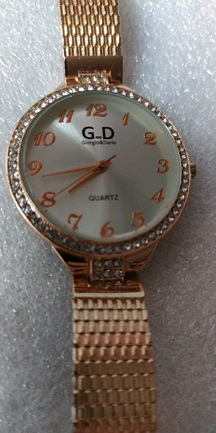 Montre doré Giorgio & Dario G&D - photo numéro 4