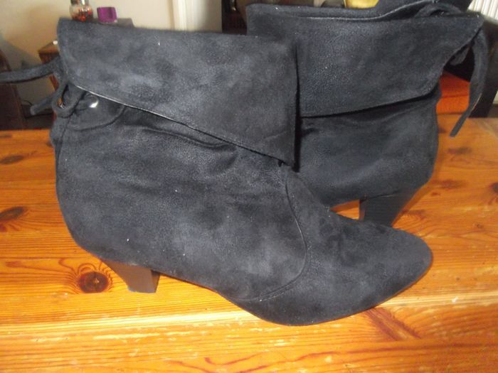 BOOTS / bottines taille39