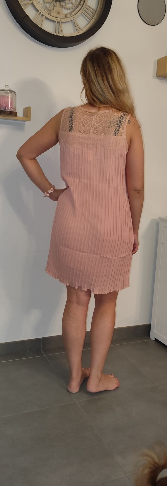 Robe strass dentelle - photo numéro 2