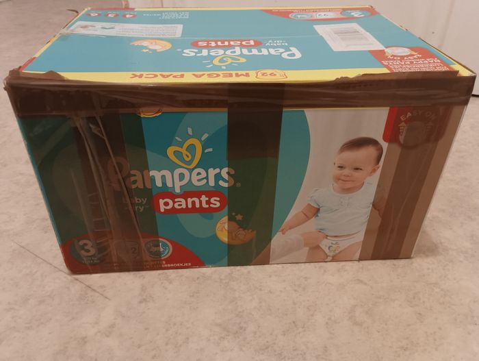 Couches Pampers pants taille 3