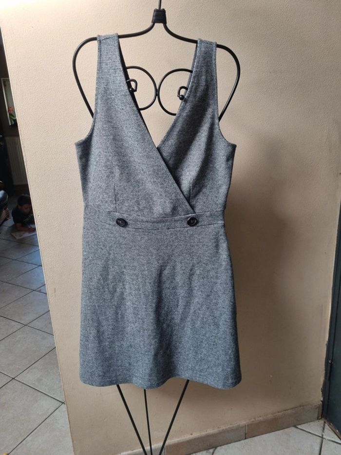 Robe grise