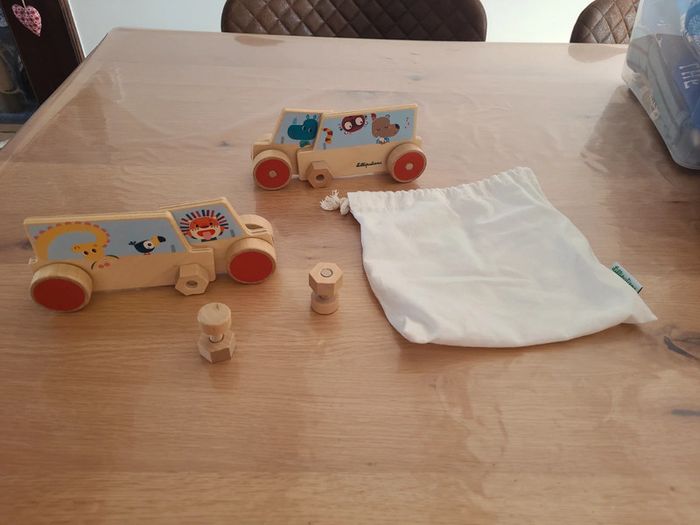 Jouet en bois lilliputiens à monter et démonter