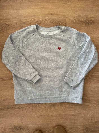 Sweat gris cœur M