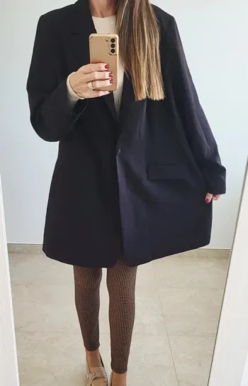 Élégant blazer noir neuf T-52/54