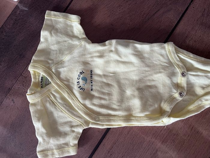 Lot de vêtements - photo numéro 4