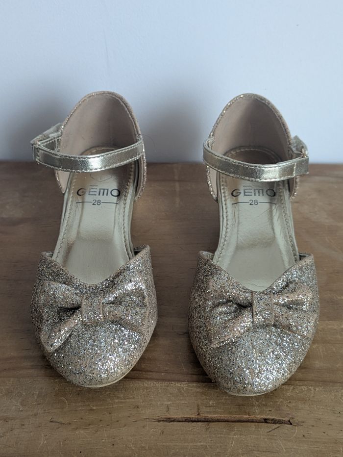 Chaussure à talon pailletée  doré fille taille 28