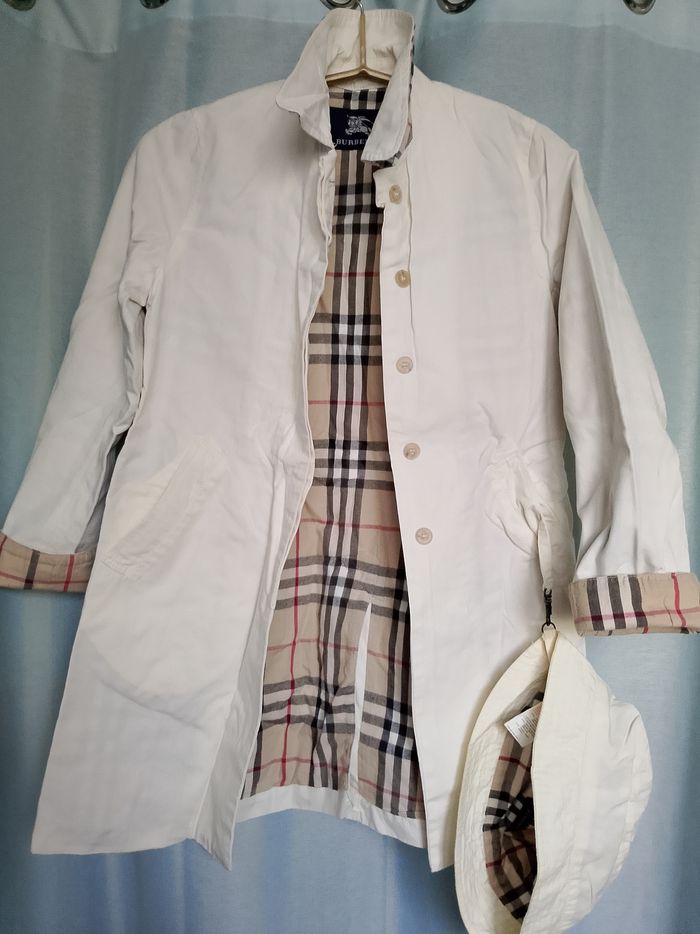 Superbe veste Burberry enfant - photo numéro 2