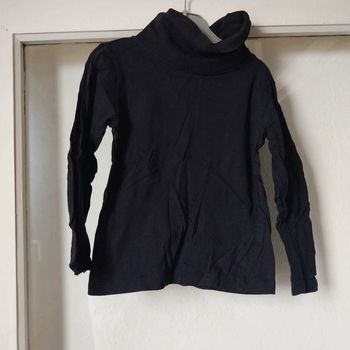 Col roulé noir taille 6 ans